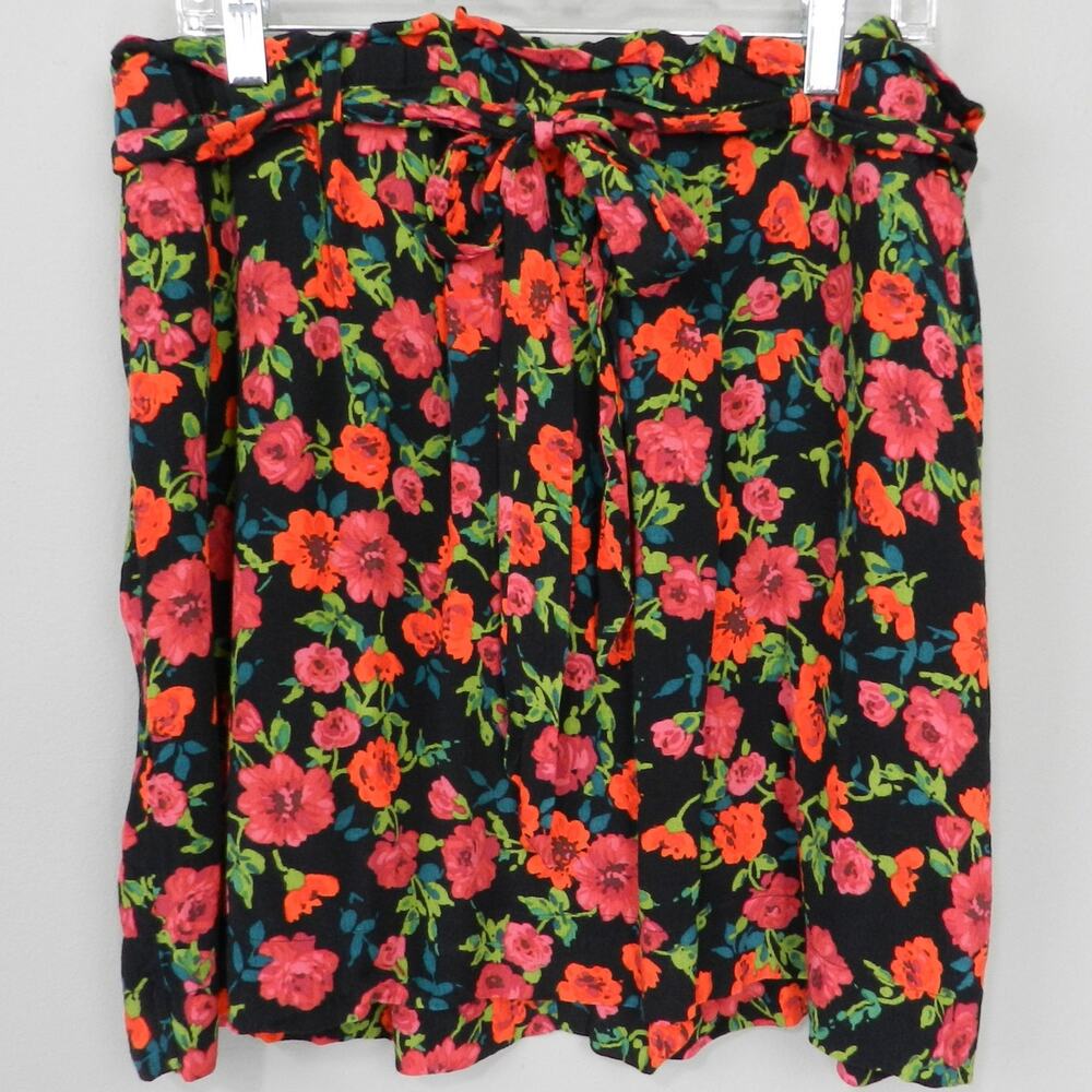 Express Floral Skirt Size XL Pleated Tie Waist Boho Flirty Summer Mini Cottage